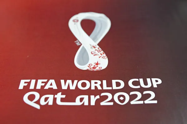 Officieel Logo Fifa World Cup 2022 Qatar Gedrukt Spandoek Tijdens — Stockfoto