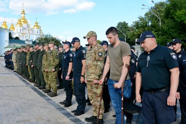 KYIV, UKRAINE - 14 Haziran 2022: Bakan Denys Monastyrsky tarafından verilen ödüllerin sunumu sırasında Ukrayna İçişleri Bakanlığı 'nın çeşitli yapılarının temsilcileri