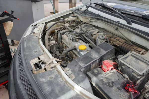 Motor Automóvil Cerca Reparación Mantenimiento Del Motor Del Coche Servicio — Foto de Stock