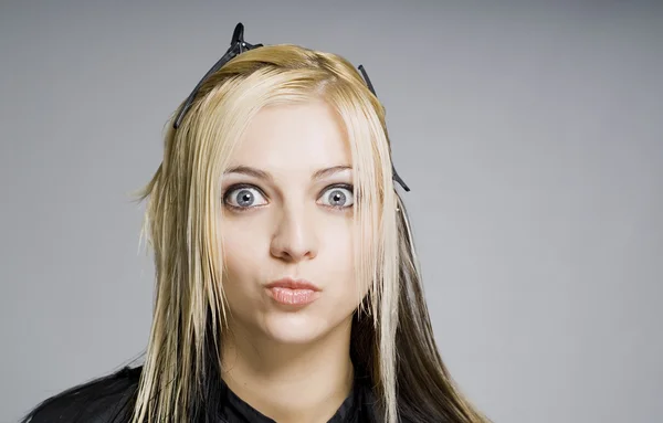 Surpreendido com o corte de cabelo — Fotografia de Stock