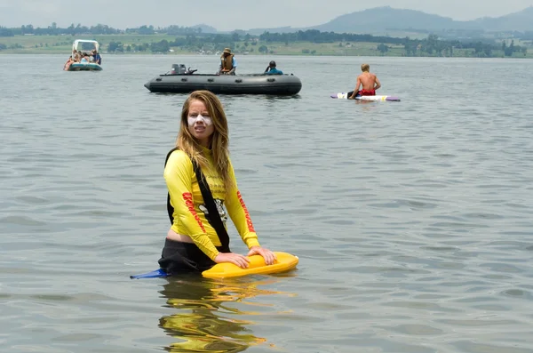 Redder in nood redding personeel op midmar mijl zwemmen evenement Stockfoto