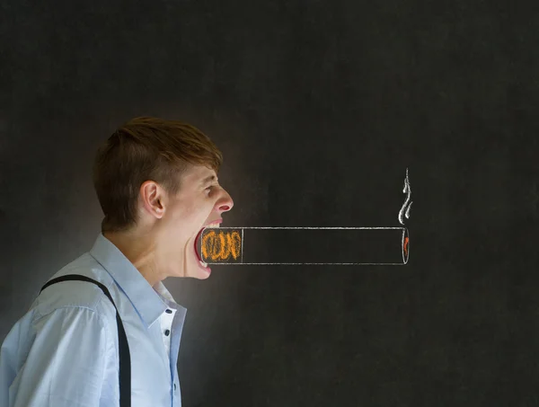 Mann mit dem großen Mund raucht Zigarette — Stockfoto