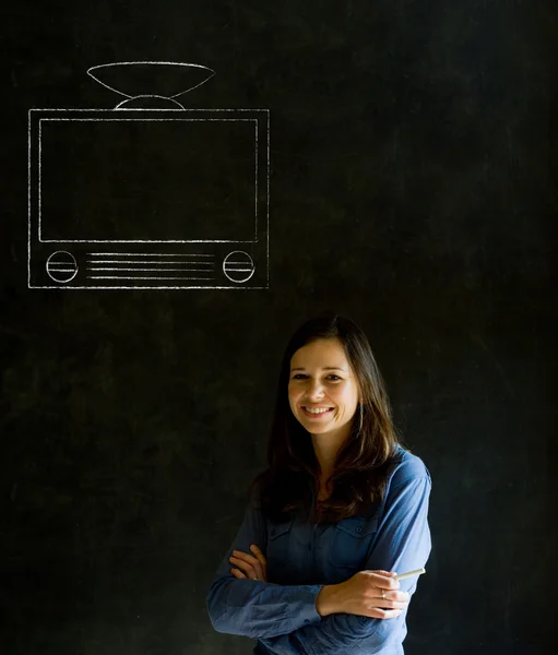 Zakenvrouw, leraar of student krijt tv schoolbord achtergrond — Stockfoto