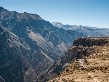 Cruz del Condor 'dan görülen Colca Kanyonu, Chivay, Peru