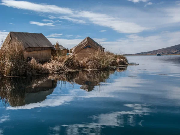 Uros Plovoucí Ostrov Lake Titicaca Peru — Stock fotografie