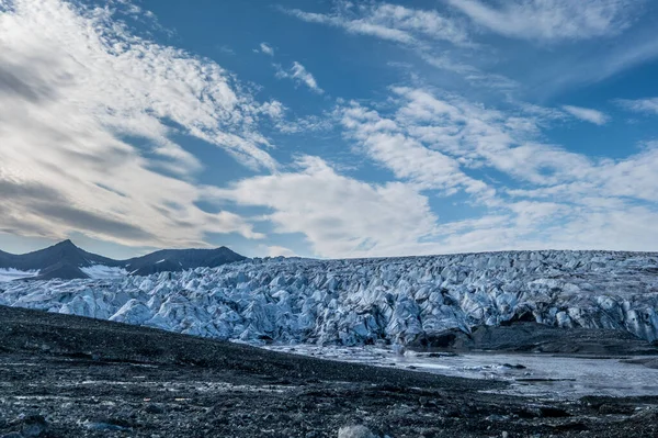 Gletscher Unter Den Wolken Bei Longyearbyen Spitzbergen Norwegen — Stockfoto