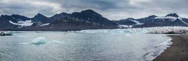 Petits Icebergs Devant Glacier Svalbard — Photo