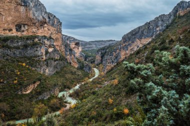 Guara Dağları 'ndaki Vero Nehri, Huesca.