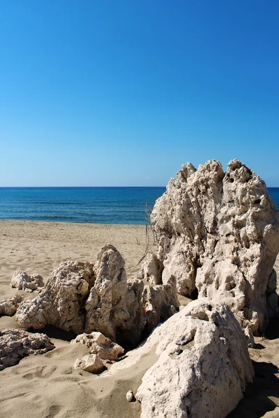 Stranden havet sten patara — Stockfoto