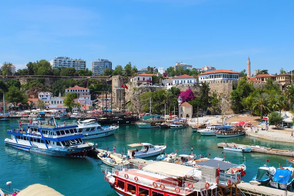 Vieux port dans la vieille ville — Photo