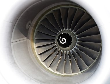 uçak motoru