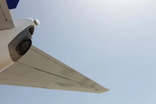 Aircraft exhaust — Stock Photo, Image