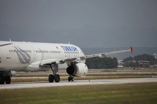 LINHAS AÉREAS TURQUISTAS — Fotografia de Stock