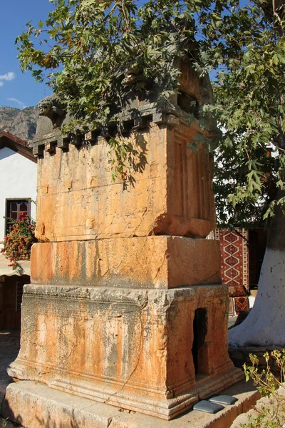 Древняя гробница — стоковое фото