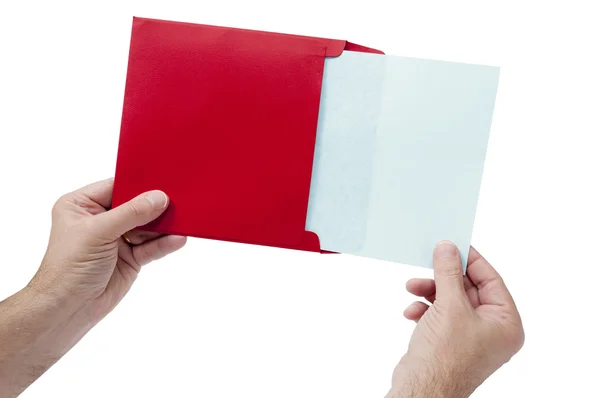 Mann mit rotem Umschlag mit leerem Blatt — Stockfoto