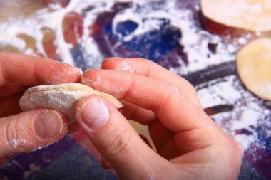 mantı mantı yapım