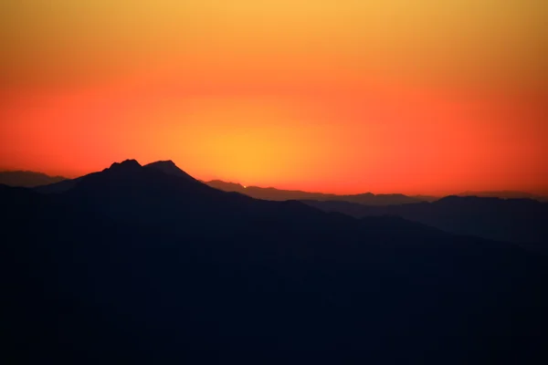 Sunrise from nemrut mountain — Stock Photo, Image