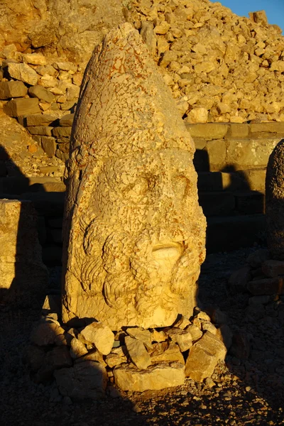 Monument of gods on nemrut mountain — Stock Photo, Image