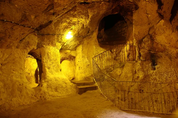 Derinkuyu підземне місто — стокове фото