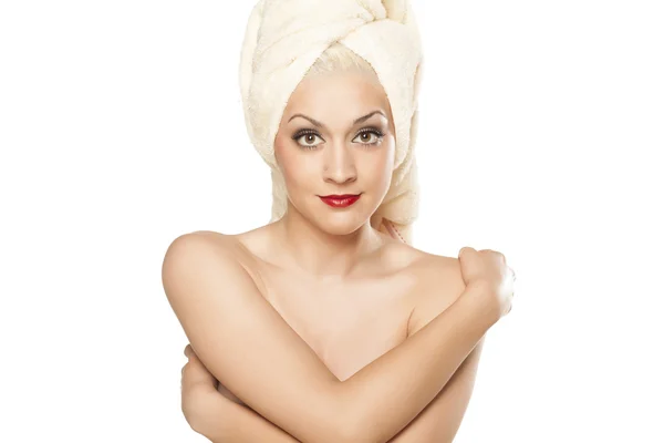 Mooie vrouw met een handdoek — Stockfoto