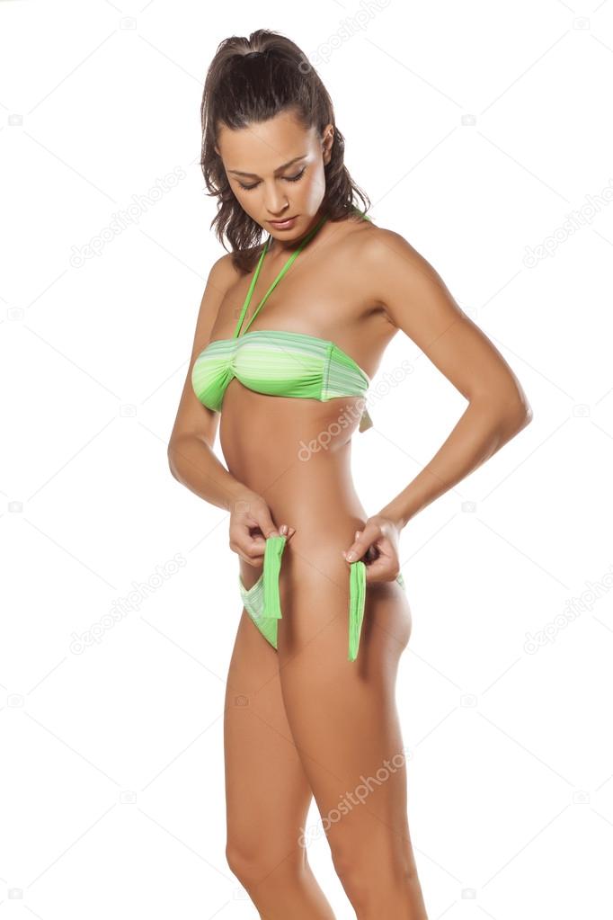 Dressing up a bikini