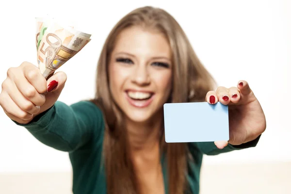 Credit card en bankbiljetten — Stockfoto