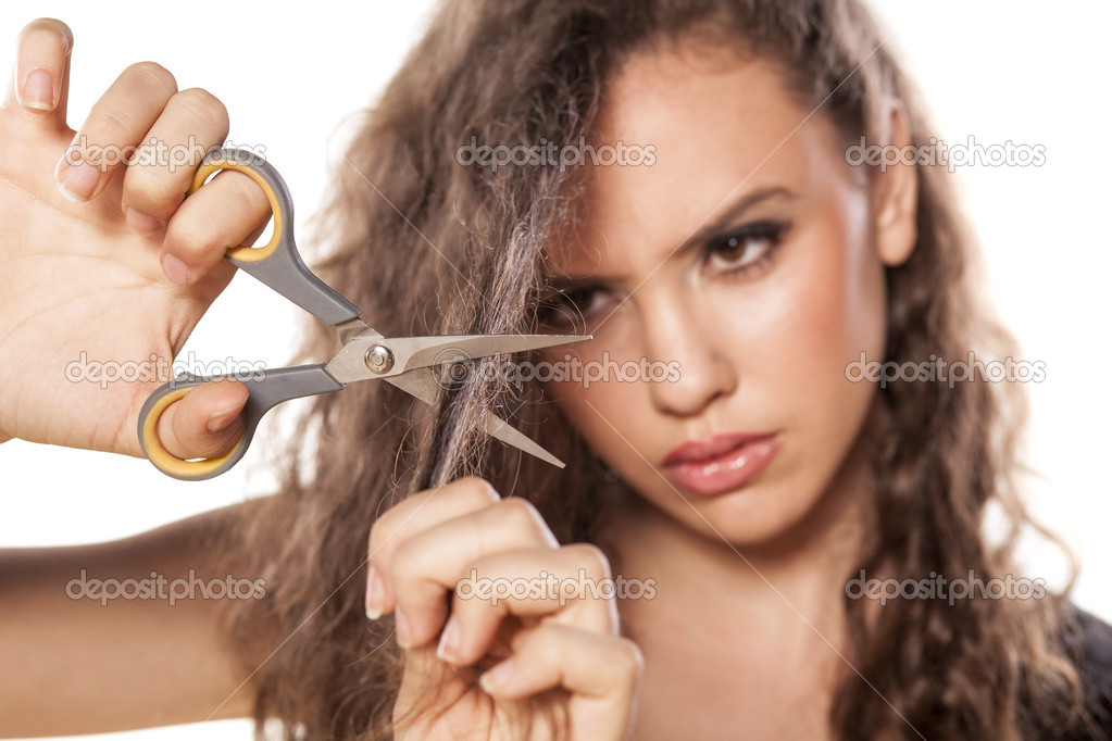 self hair cutting for ladies