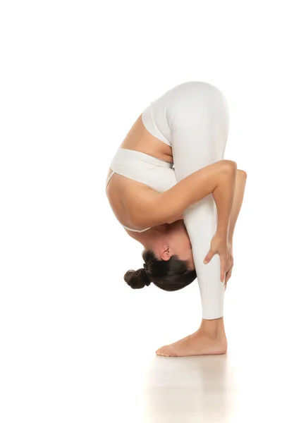 Yoga Sport Träning Och Livsstil Koncept Ung Vacker Kvinna Gör — Stockfoto