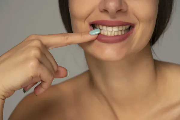 Macro Close Happy Woman Pointing Her Healthy White Teeth — Stock Photo, Image