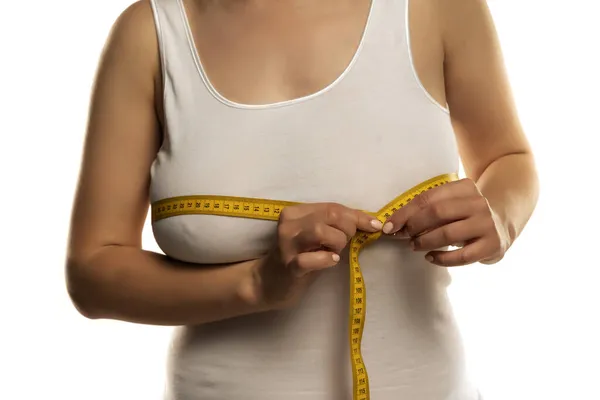 Woman Measures Measuring Tape Her Large Breasts White Background — Stock Photo, Image