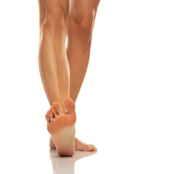 Nude Barefoot Female Leg Sole White Background — Stock Photo, Image