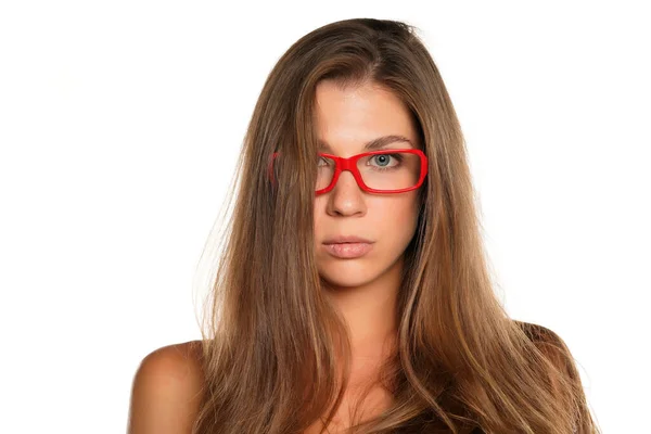 Una Joven Mujer Beautifu Con Ojos Azules Gafas Posando Sobre —  Fotos de Stock