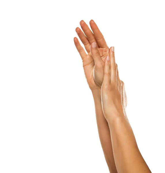 Schöne Frauenhände Weibliche Hände Die Creme Lotion Auftragen Weibliche Hände — Stockfoto