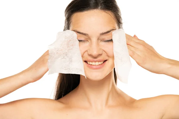 Healthy Fresh Happy Woman Removing Makeup Her Face Wet Wipes — Stock Photo, Image