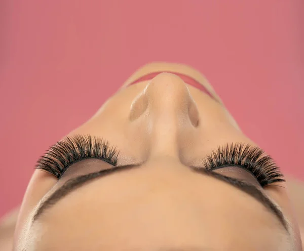 Aşırı Uzun Takma Kirpikli Güzel Makro Kadın Gözleri Mükemmel Makyaj — Stok fotoğraf