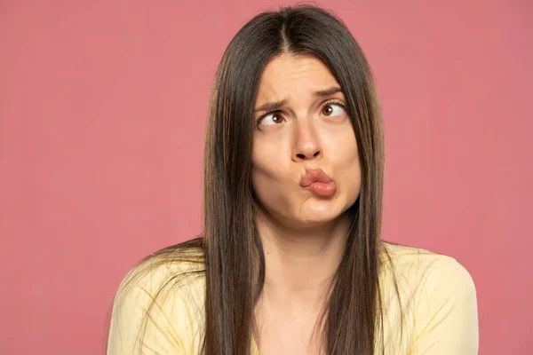 Cute Young Girl Foxy Long Straight Hair Making Funny Face — Stockfoto