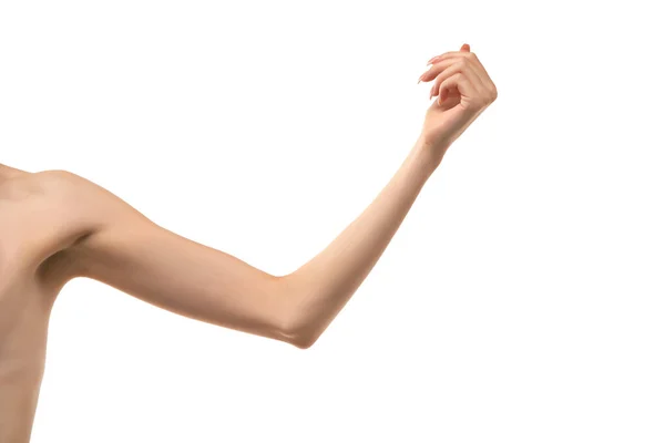 Jonge Vrouw Heeft Een Uitgestrekte Arm Palm Geïsoleerd Witte Achtergrond — Stockfoto