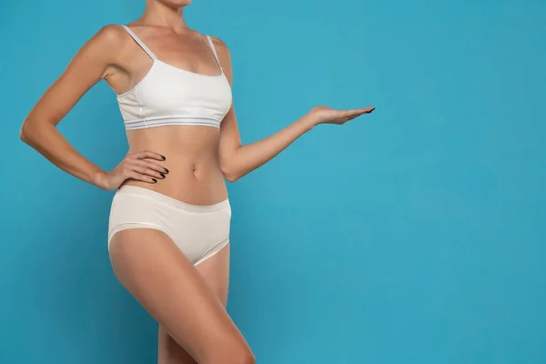 Torso Woman Wearing White Briefs Sport Bra Advetising Product Her — Stock Fotó