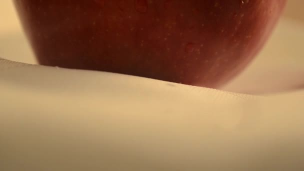 赤いリンゴ クレーン — ストック動画