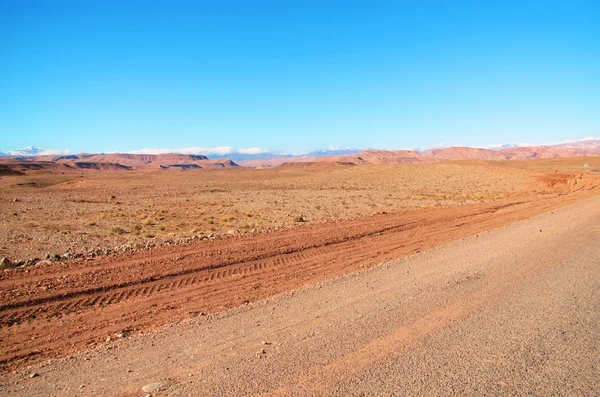 Road to Aït Benhaddou