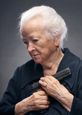 Yaşlı kadın.