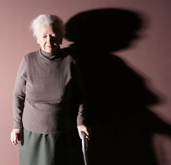 Old woman — Stock Photo, Image