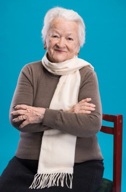 Yaşlı kadın.
