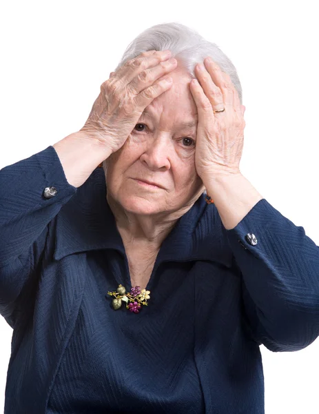 Oude vrouw lijden hoofdpijn — Stockfoto