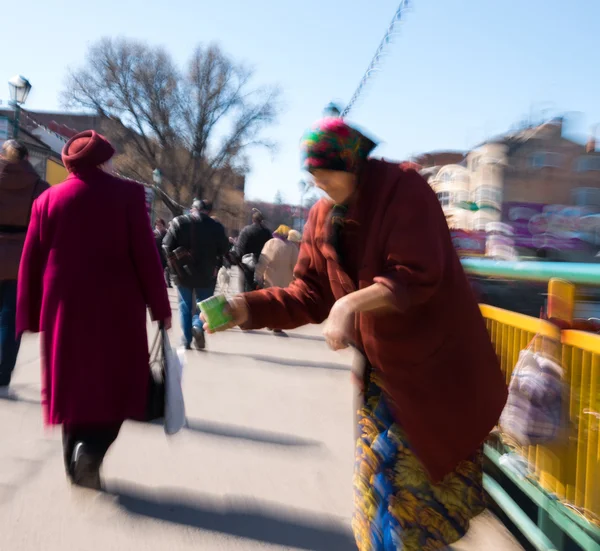 街の路上で乞食 — ストック写真