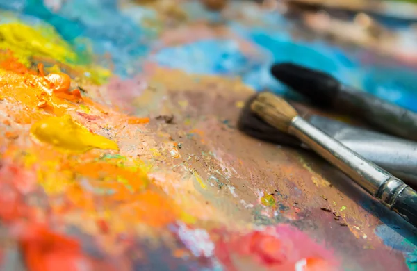 yağlı boya ve Boya fırçaları