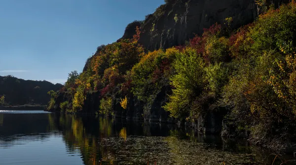 Осенний Солнечный День Озере Парке — стоковое фото