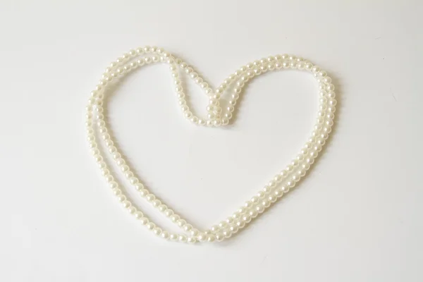 Corazón de collar de perlas —  Fotos de Stock