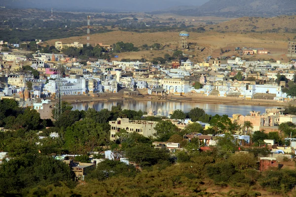 General view of sacred lake in Pushkar, India — Stock Photo, Image