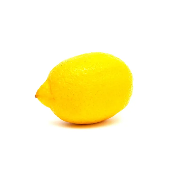 Hele citroen geïsoleerd op witte achtergrond — Stockfoto